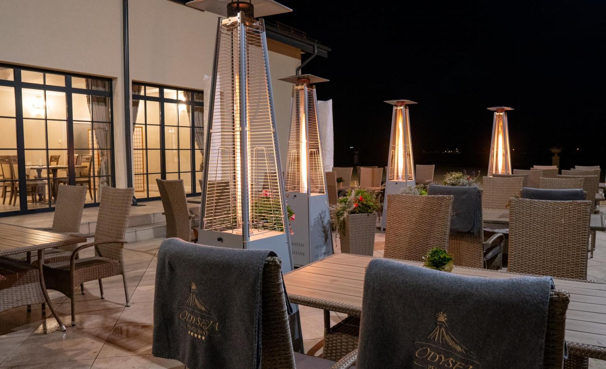 Boutique Odyseja & Spa Ciechocinek Exteriör bild Gas patio heater
