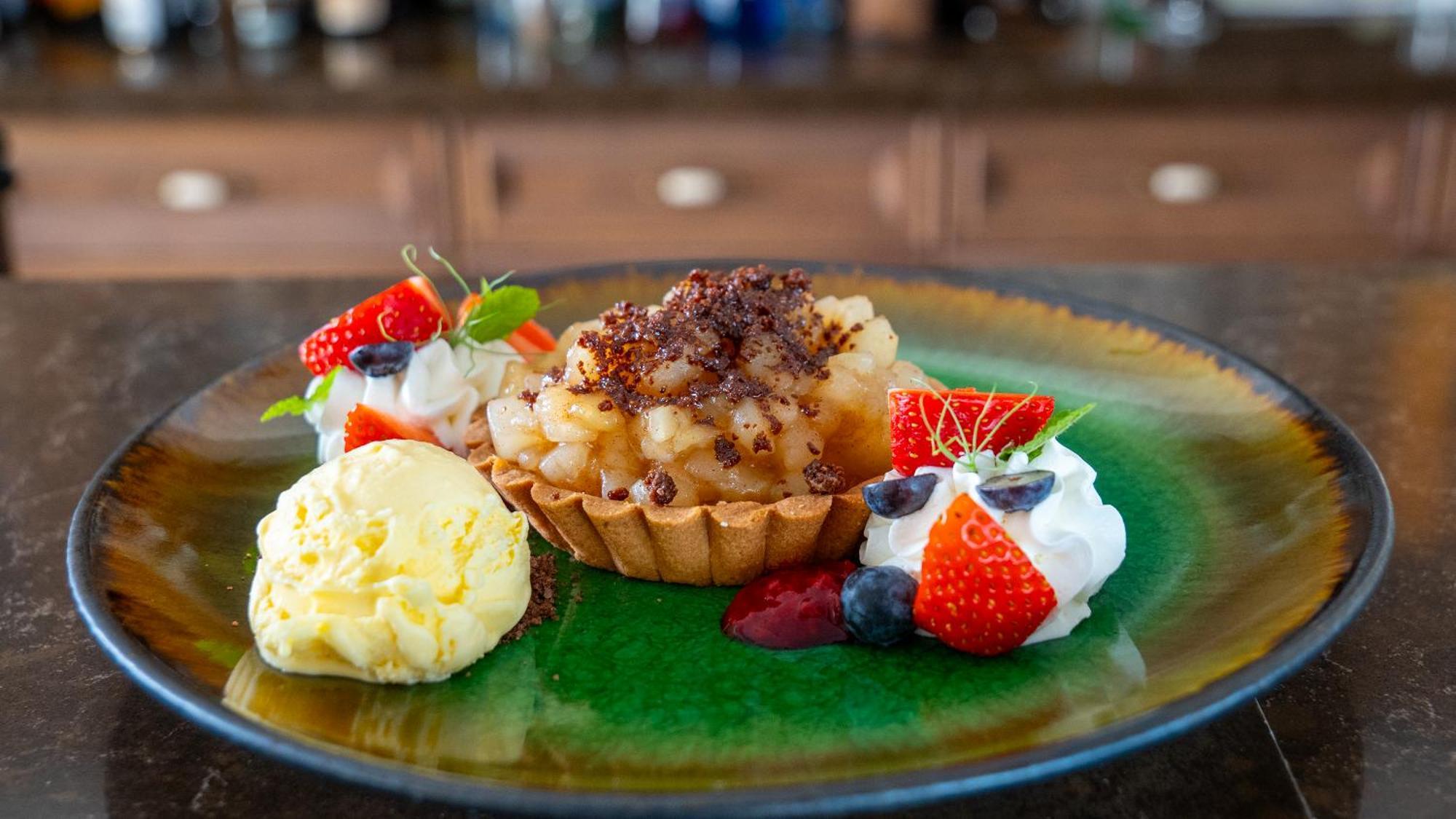 Boutique Odyseja & Spa Ciechocinek Exteriör bild A banana pudding