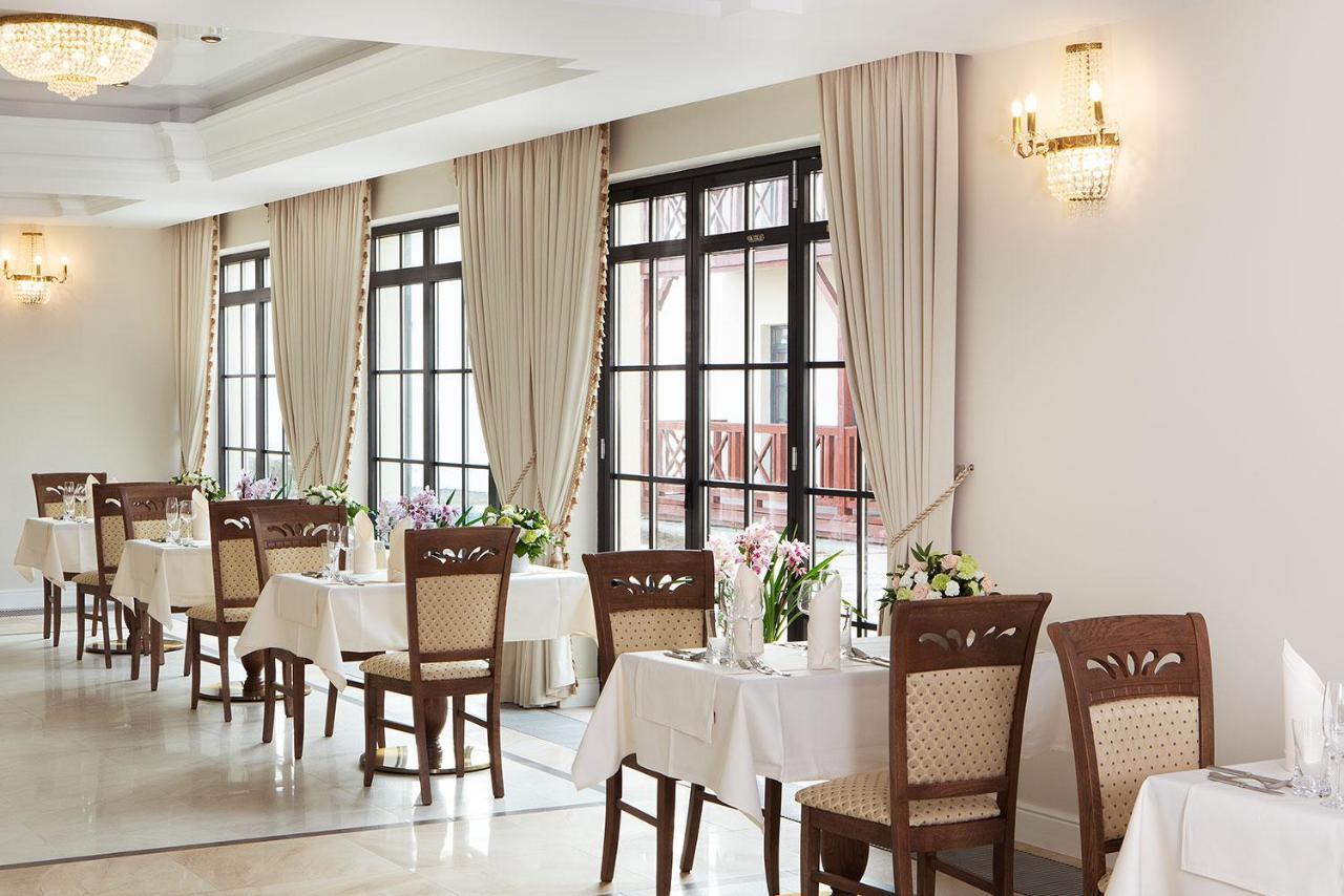 Boutique Odyseja & Spa Ciechocinek Exteriör bild Restaurant