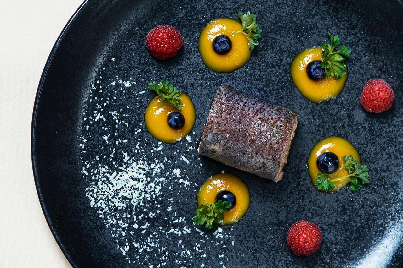 Boutique Odyseja & Spa Ciechocinek Exteriör bild A dessert