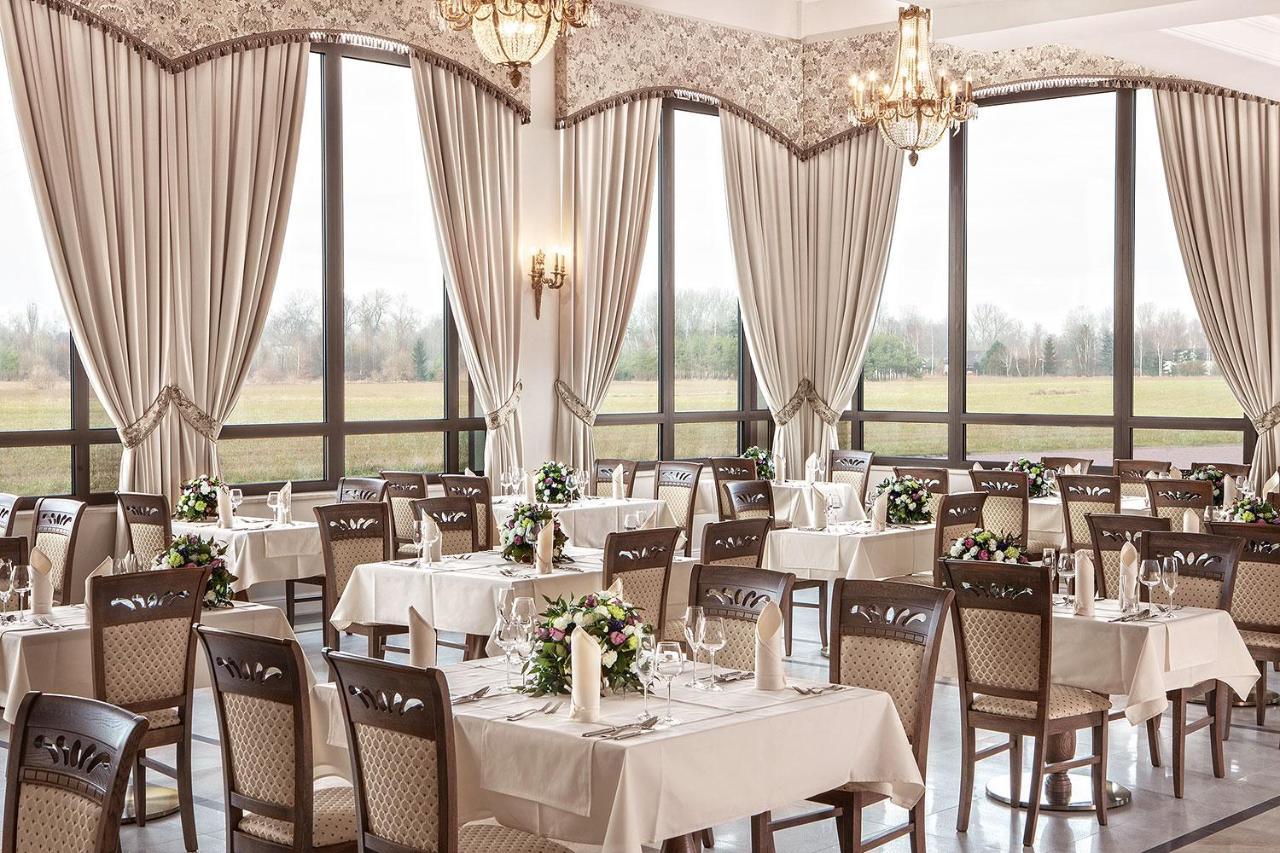 Boutique Odyseja & Spa Ciechocinek Exteriör bild Restaurant