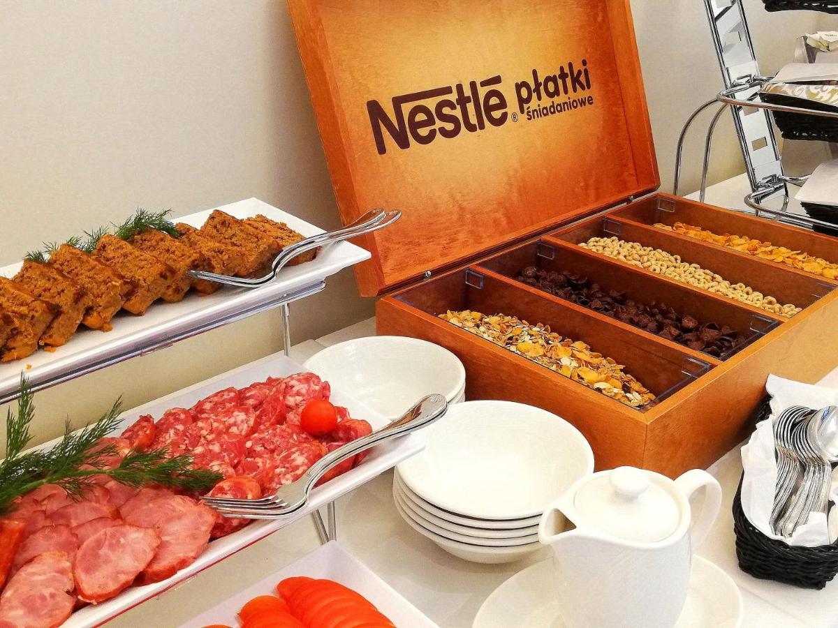 Boutique Odyseja & Spa Ciechocinek Exteriör bild Nestlé breakfast